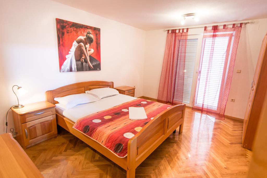 Apartments Basilea Biograd Na Moru Room photo